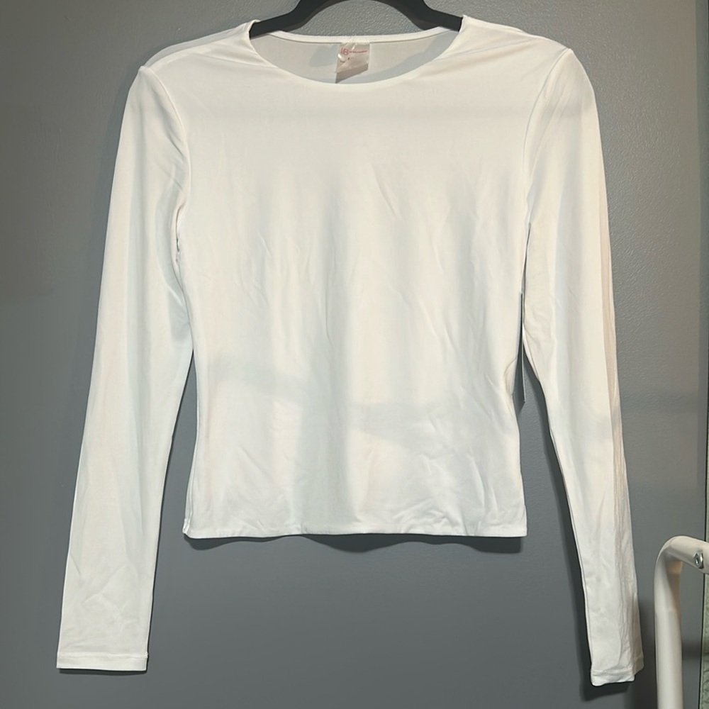 White Long sleeve shirt